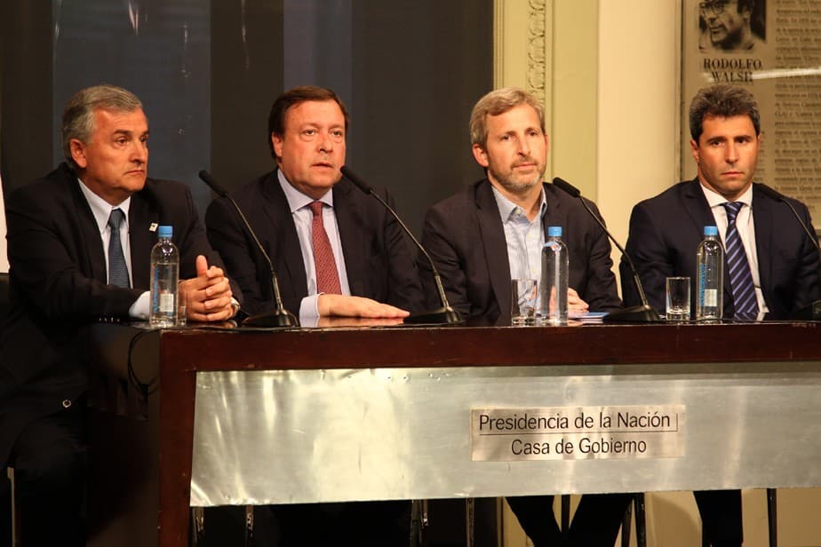 Nación firmó la devolución del 15% de corpaticipación para Rio Negro