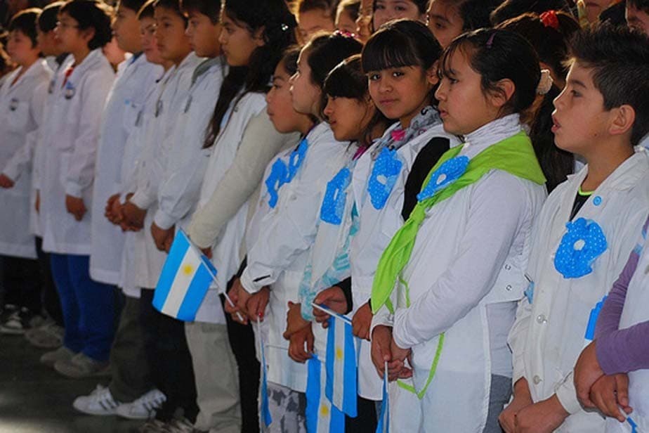 Estudiantes de 4º grado prometieron Lealtad a la Bandera