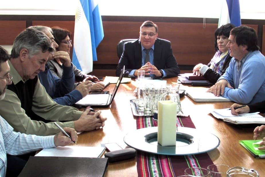 UnTER quiere aumento y el gobierno dice que el otorgado es más alto de lo que indica el INDEC