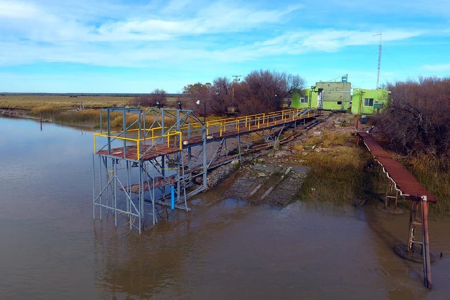 El agua potable para El Cóndor dejará de estar condicionada por la marea