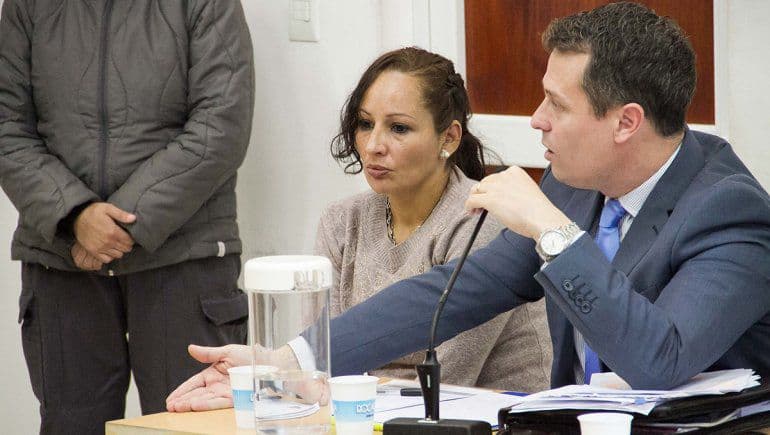 Pidieron 25 años para una mujer que asesinó a su cliente