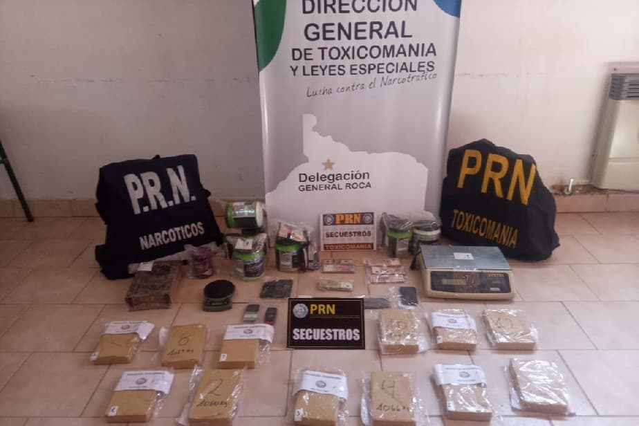Desarticulan banda que comercializaba drogas en Río Negro y Chubut