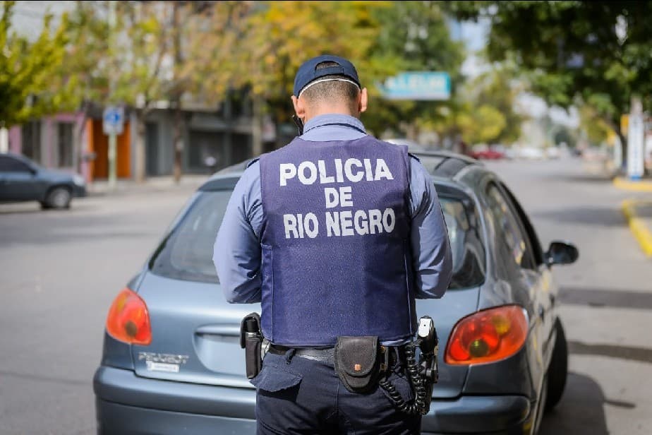 El Gobierno dará a conocer en las próximas horas el aumento salarial para la policía