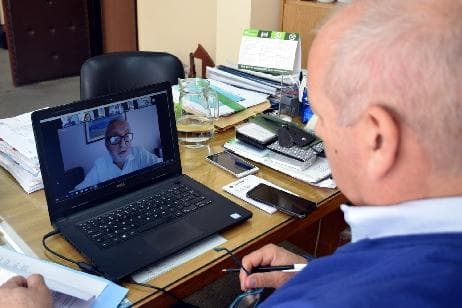 Zgaib analizó la situación epidemiológica provincial junto al infectólogo Pedro Cahn