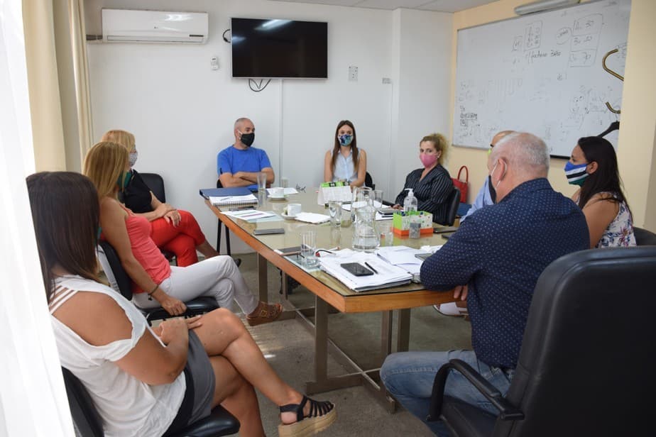 El ministerio de Salud avanza en la logística de la campaña de vacunación contra el COVID-19