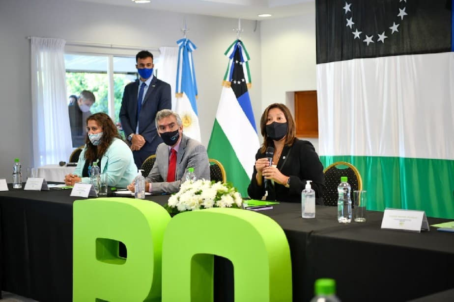 Aceptaron las renuncias de Zaratiegui y Mansilla como jueces del Superior Tribunal de Justicia