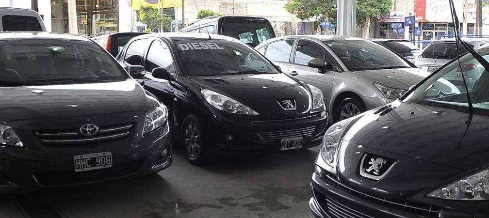 Importante nivel de evasión en concesionarias de autos usados de Bariloche, Cipolletti, Roca y Viedma