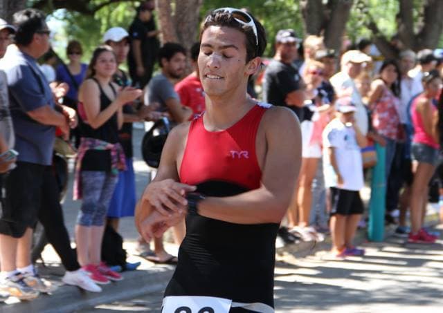 Estudiante de la UNRN fue seleccionado para el Mundial Universitario de Triatlón en Suiza