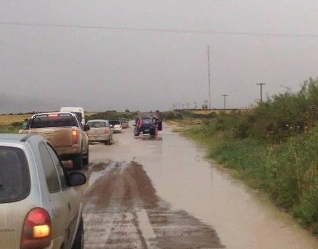 El vecino Marcelo Bari que ayudó a varios automovilistas en la ruta hacia Bahía San Blas fue reconocido por Zara