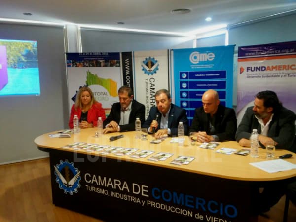 Realizaron el lanzamiento de la ExpoTotal que se hará del 21 al 14 de abril en Viedma