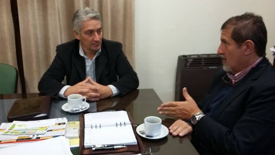 Los intendentes de la Comarca analizan adaptar un sistema legal que involucre al comercio entre otras cosas