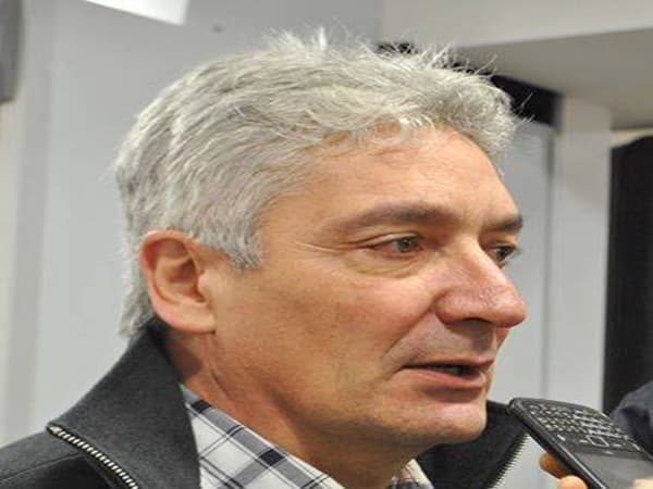 “A los cinco trabajadores no se le puede renovar el contrato”