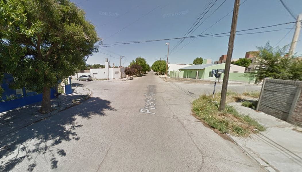 Roban dos cámaras y una tablet en Patagones