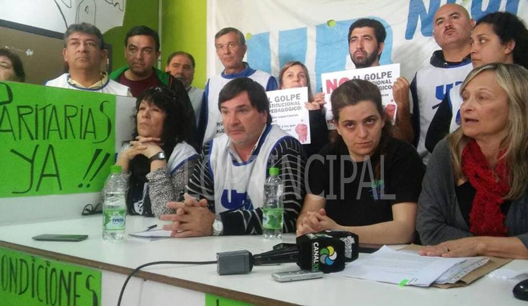 No descontarán a los docentes los días de paro, afirmó UnTER