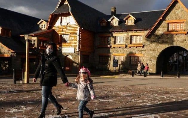 Se suspenden las clases por 15 días y se tomarán otras medidas en Bariloche por el aumento de casos de Covid