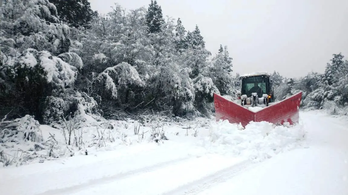 Más de 2500 kilómetros de rutas provinciales están afectadas en operativos de invierno