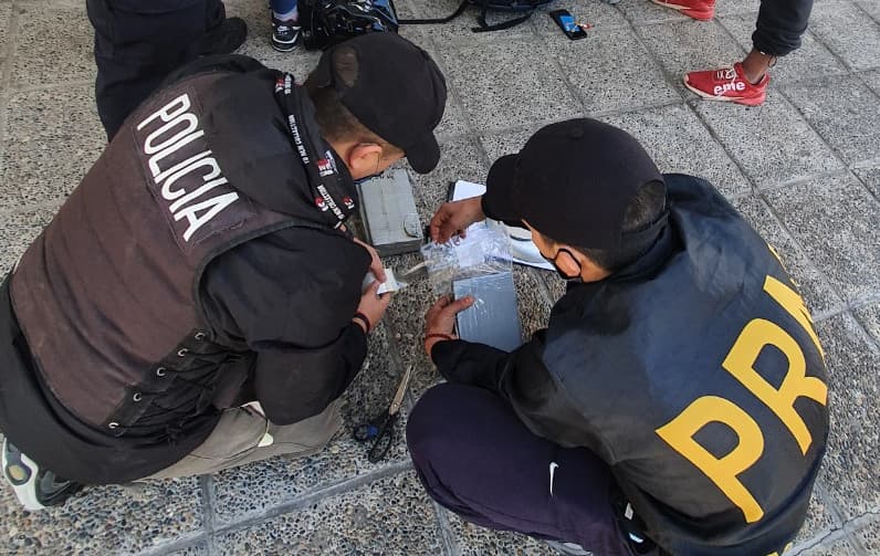 Más de 21 kg de cocaína de máxima pureza secuestró la policía, hay cuatro detenidos