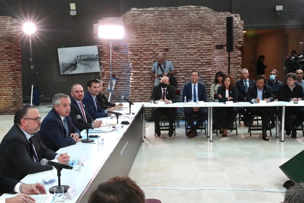 La Gobernadora destacó la nueva normativa para consolidar el sector hidrocarburífero
