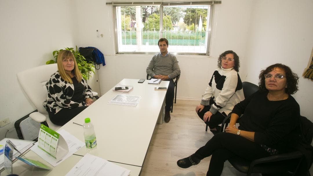Hubo reunión del Gobierno con los gremios estatales para analizar la aplicación del acuerdo salarial