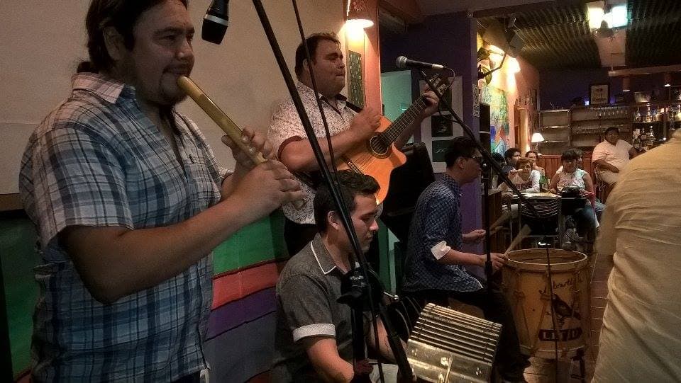 Se realizó la 4ta edición de “La Noche de los Bares”