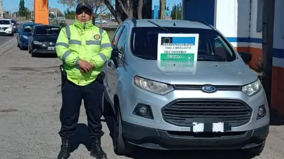 Dos camionetas robadas en Cipolletti y Viedma fueron recuperadas por la policía