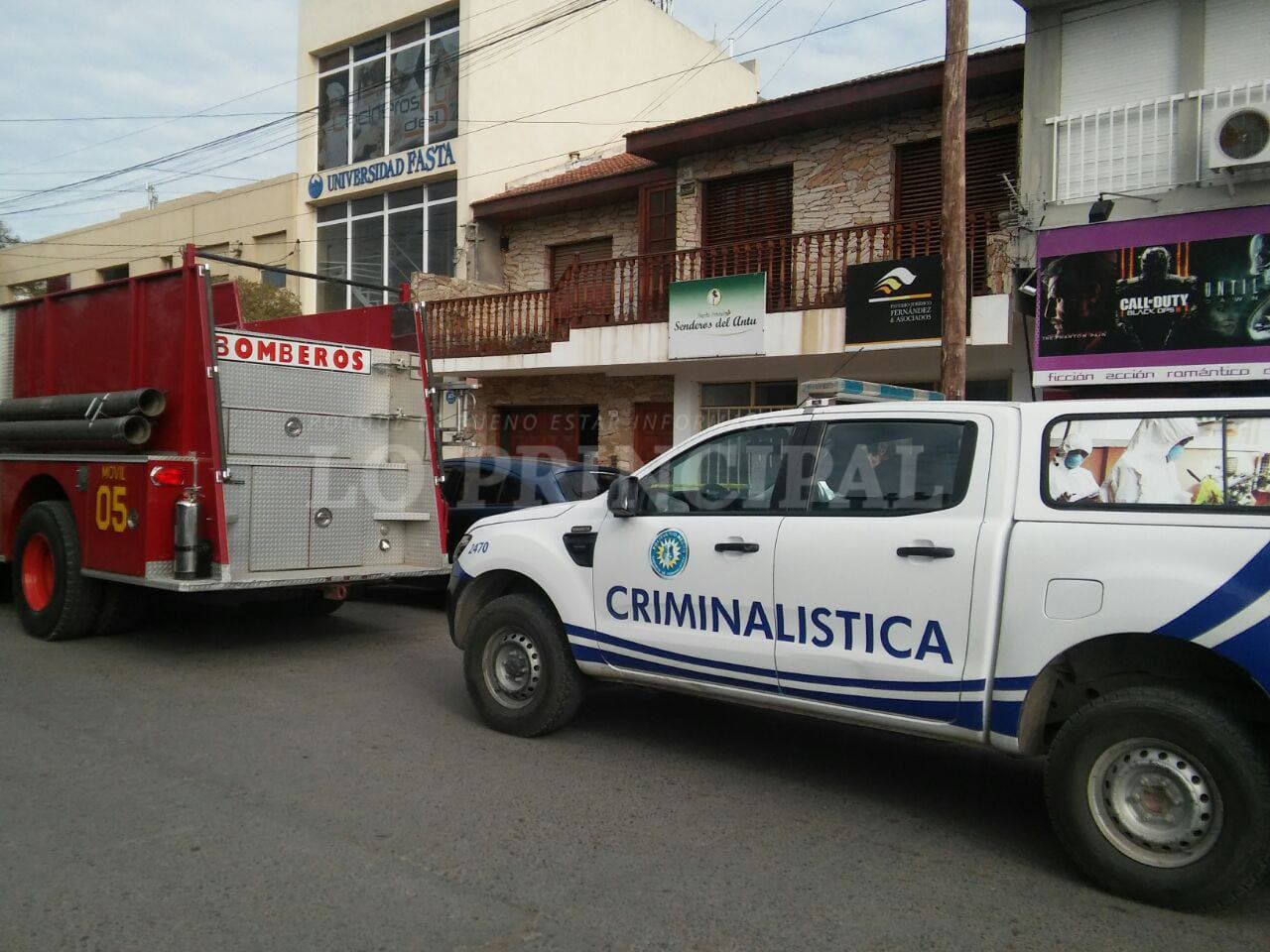 Encuentran una persona sin vida en su domicilio, la policía investiga las causas de la muerte