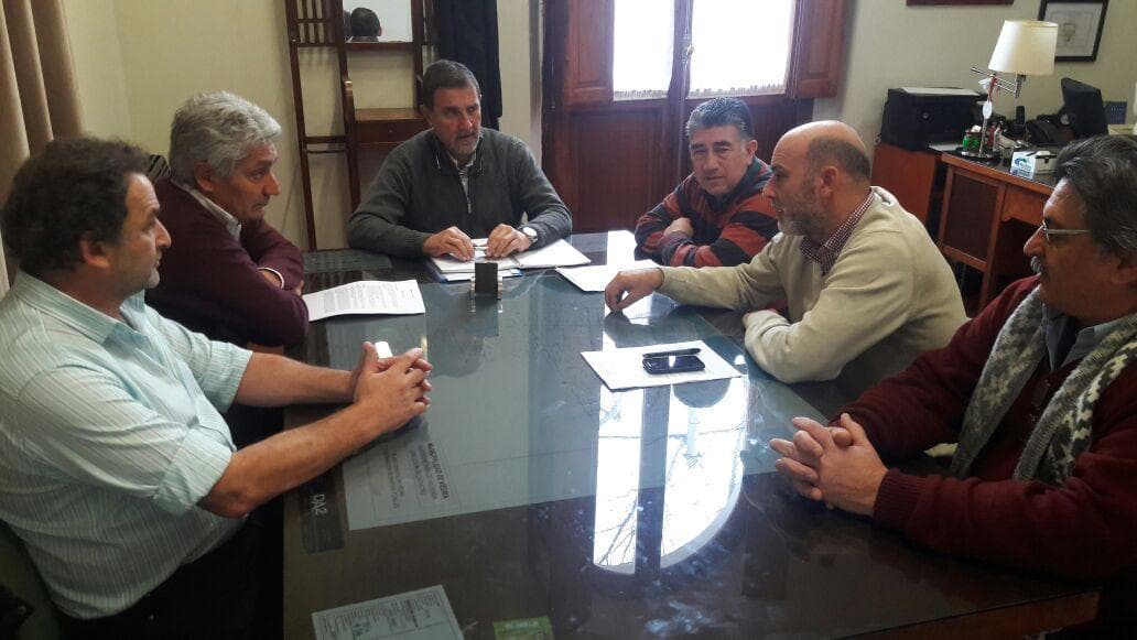 Foulkes y Zara se reunieron por varios temas de la Comarca entre ellos la pirotecnia