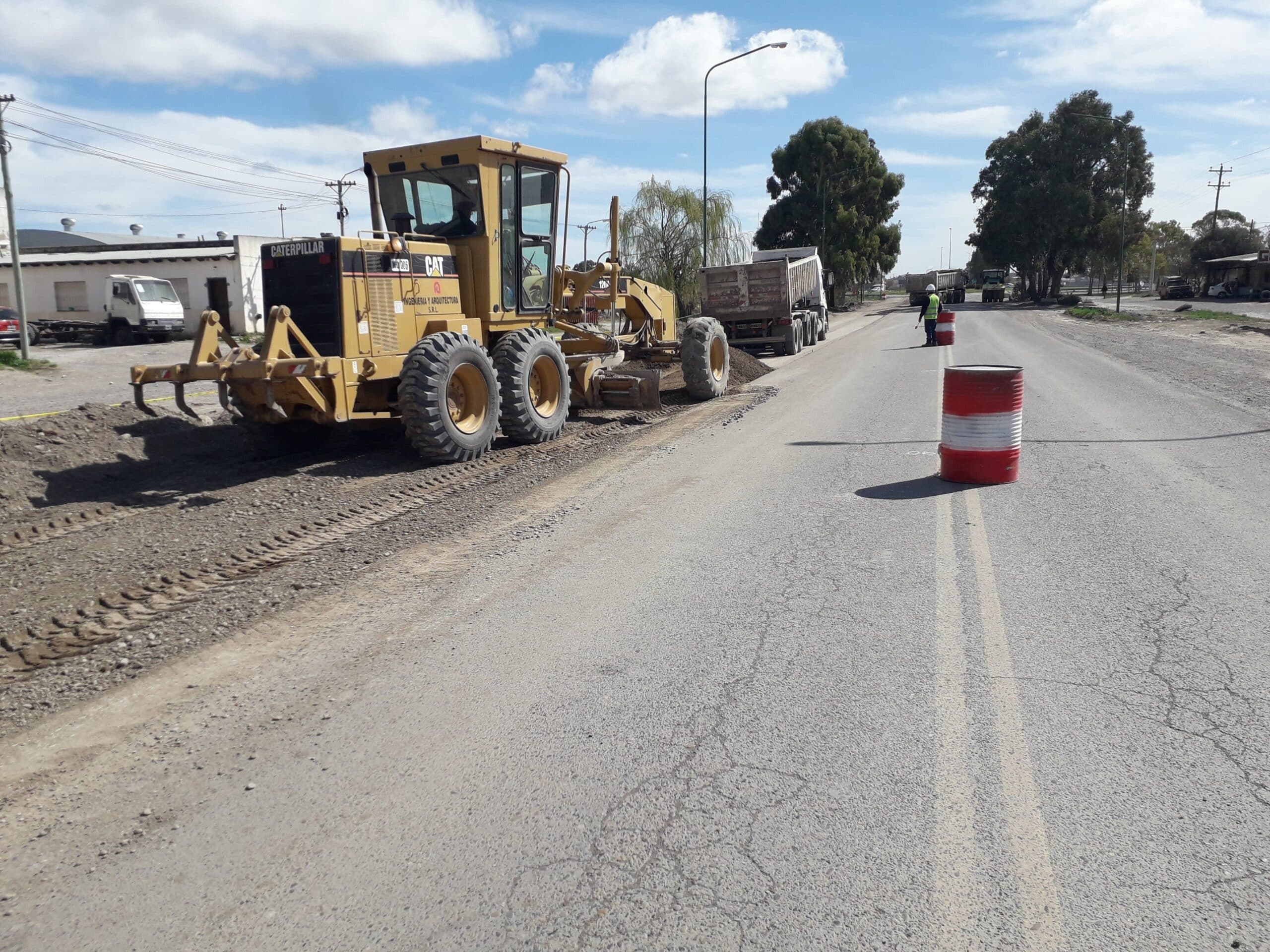 Comenzaron los trabajos de ensanchamiento de la avenida Perón