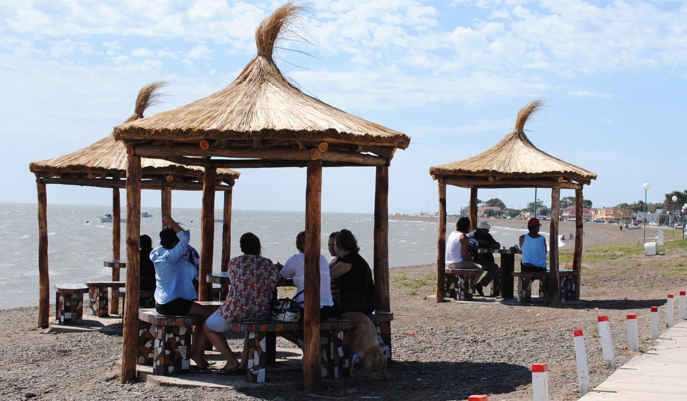 Hay una gran afluencia de turistas en Bahía San Blas
