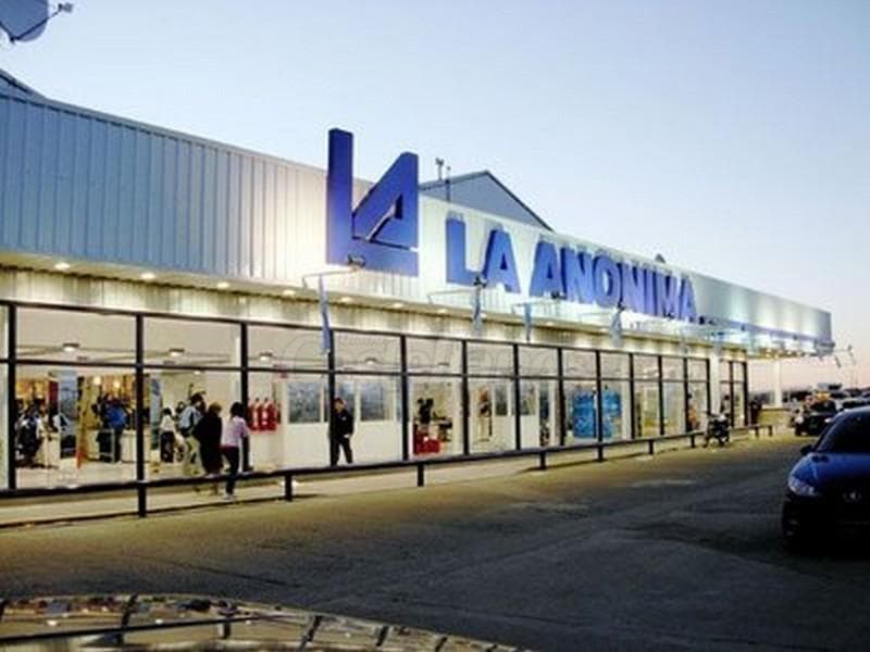 Supermercado condenado por despedir a cajero y no pagarle lo correspondiente