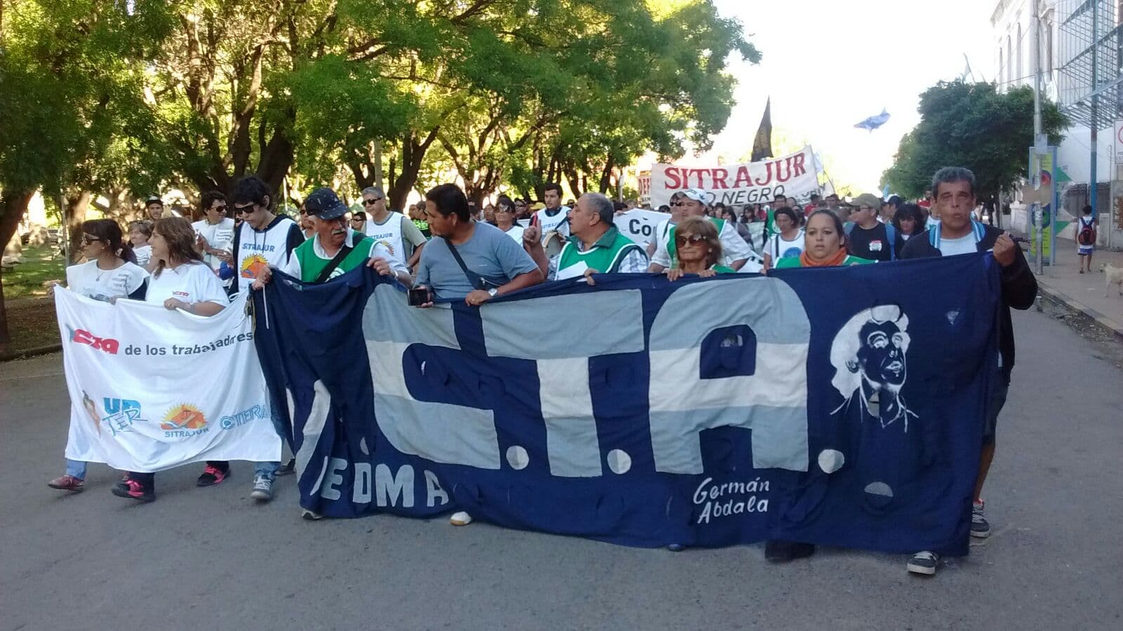 Se realizó la movilización de ATE junto a varios gremios en tres ciudades de la provincia
