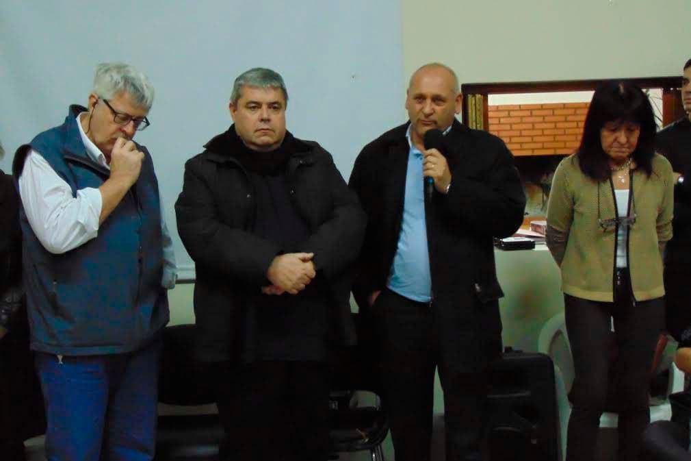 “No hay crisis en ningún hospital público de la provincia”