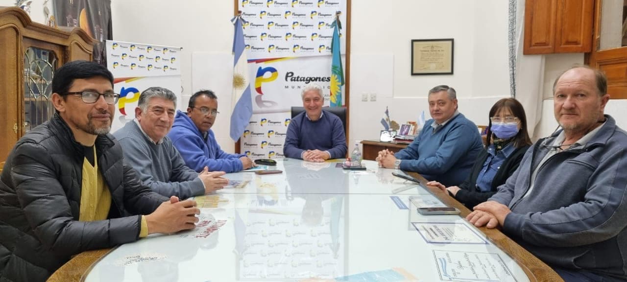 El Intendente Zara adelantó para este mes el 10 por ciento de incremento al salario municipal, previsto para noviembre