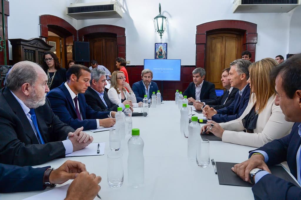 Macri encabezó en Viedma la primera reunión del “Proyecto Patagonia”
