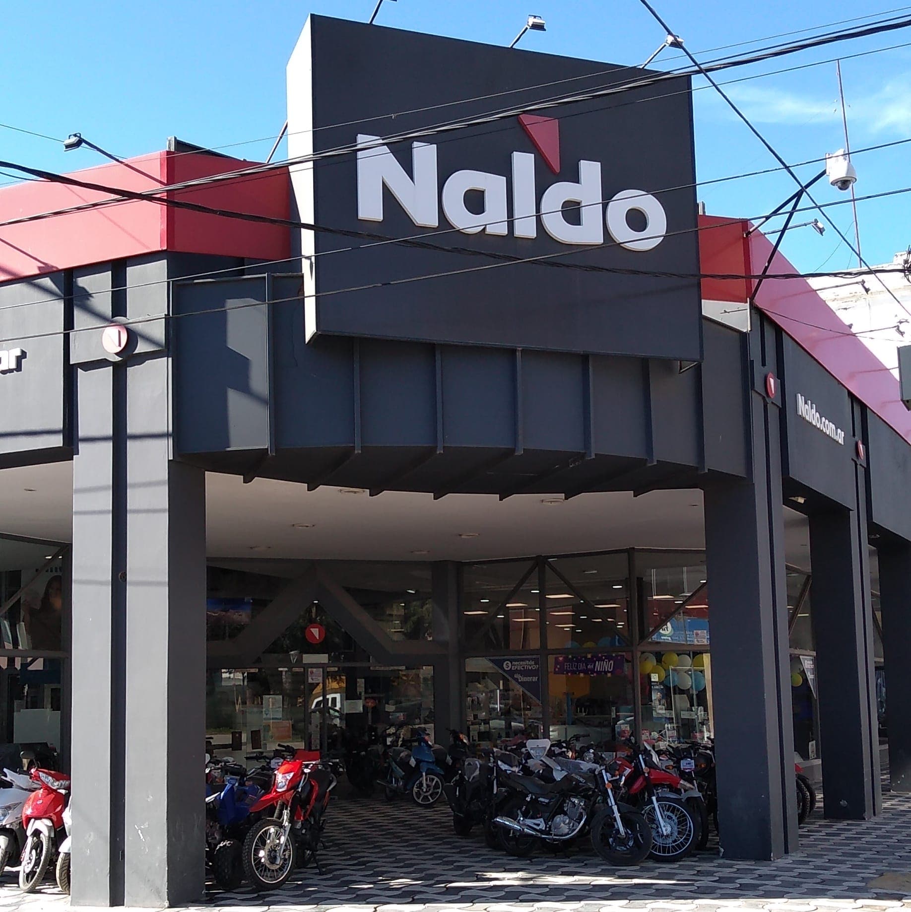 Naldo en Viedma deberá resarcir con 50 mil pesos a cliente por un celular que falló