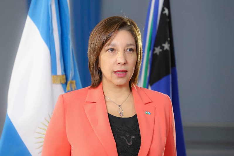 «Se viene una etapa de cierre porque si no mucha gente va a morir”