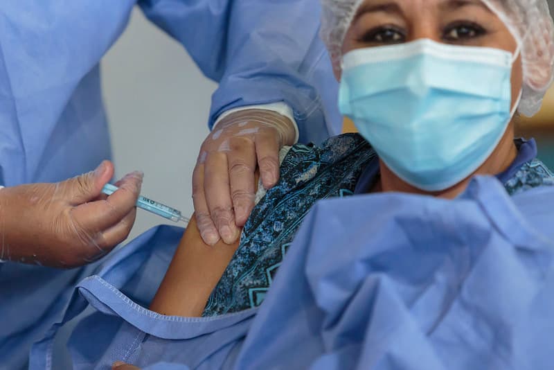 Los extranjeros no residentes en Rio Negro deberán pagar por los servicios públicos de salud y educación superior