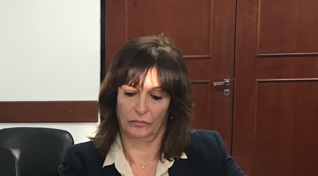 Defensora de Menores le pide al legislador Iud dejar de difundir datos de la joven que lo involucra en una presunta corrupción de menores