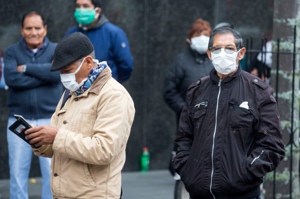 Es obligatorio usar protectores faciales en Río Negro