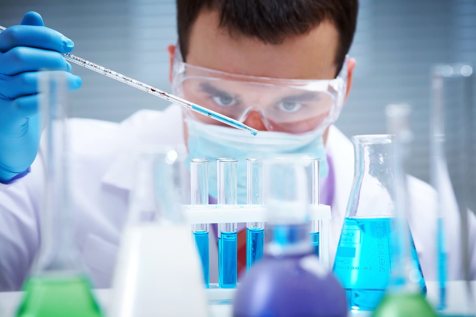 Fallo confirma que el permiso provincial no exime a laboratorios bioquímicos de tener habilitación municipal