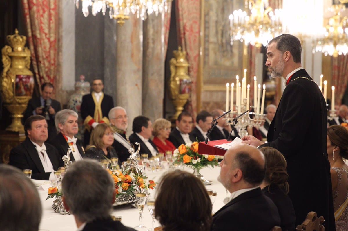 Weretilneck compartió con las autoridades argentinas la Cena de Honor ofrecida por los Reyes de España