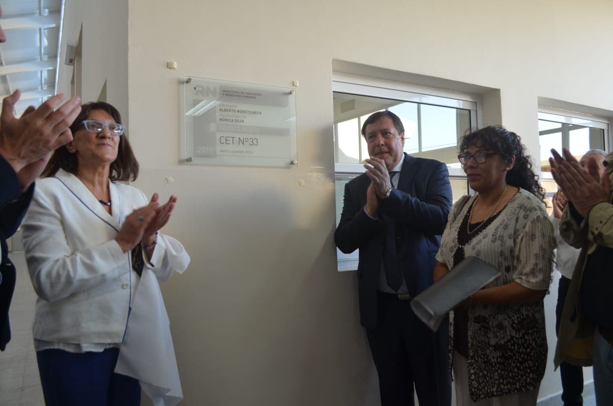 El Gobierno inició un nuevo ciclo lectivo, con la inauguración de la escuela técnica en Roca