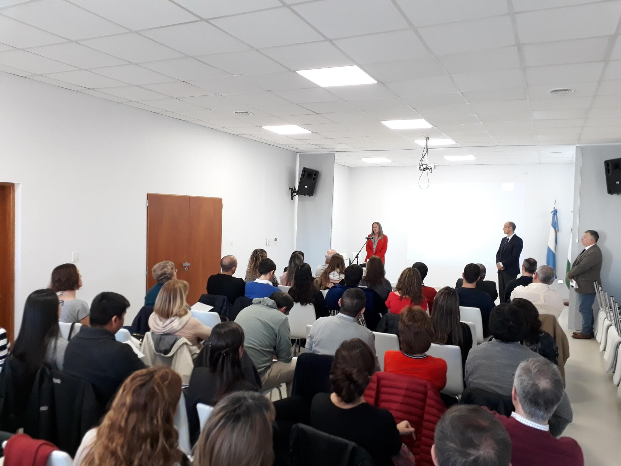 Jueces, defensores y fiscales se capacitan en delitos informáticos