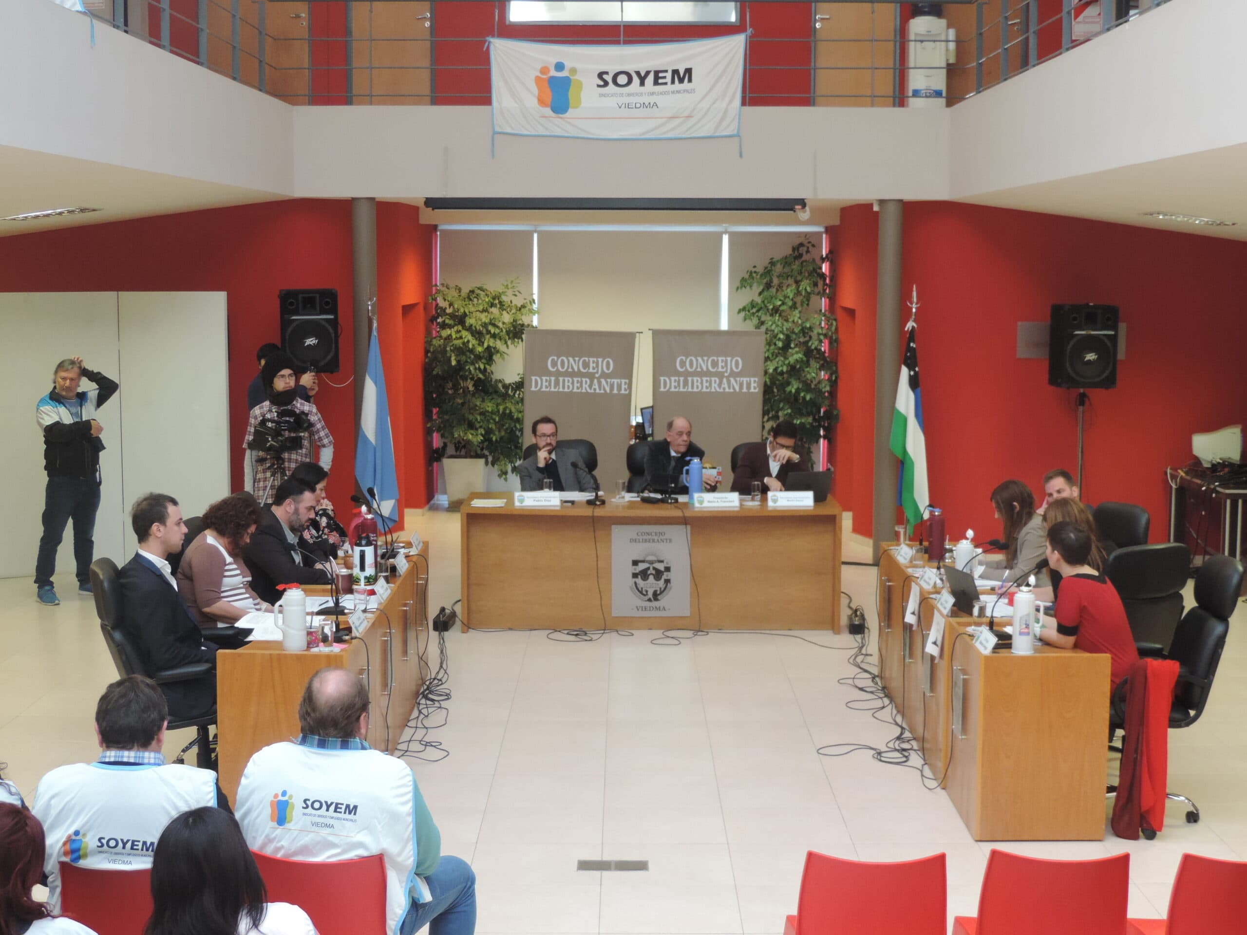 Habrá licencia especial con goce de haberes para empleados municipales