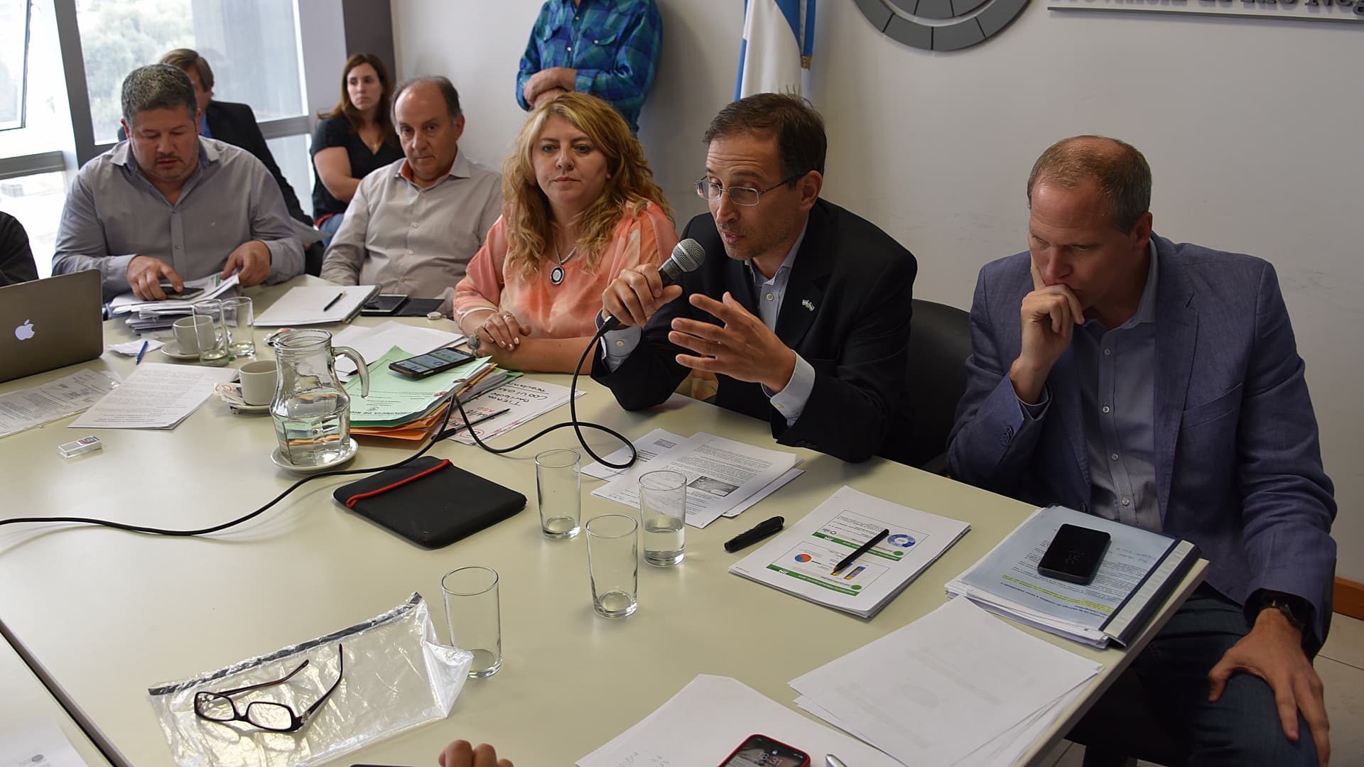 Plenaria de Constitucionales y Presupuesto debate el proyecto de Presupuesto 2019