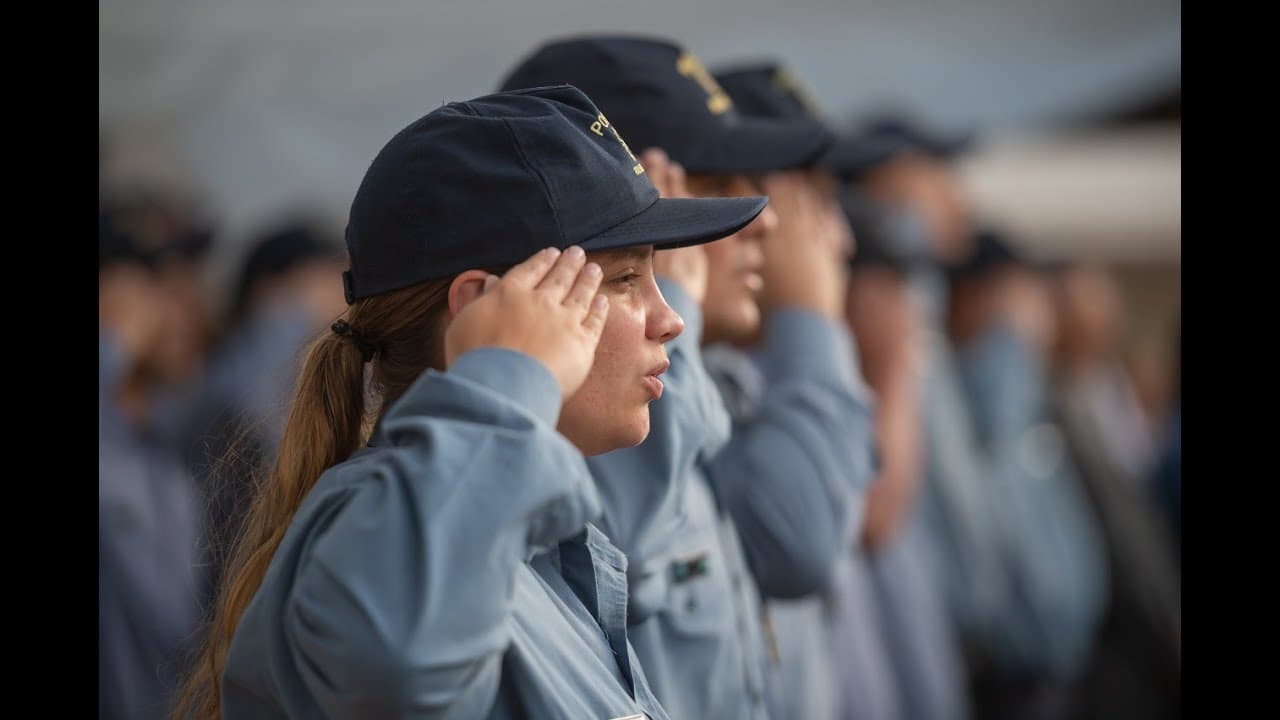 Aumento salarial para policías activos, retirados y empleados penitenciarios