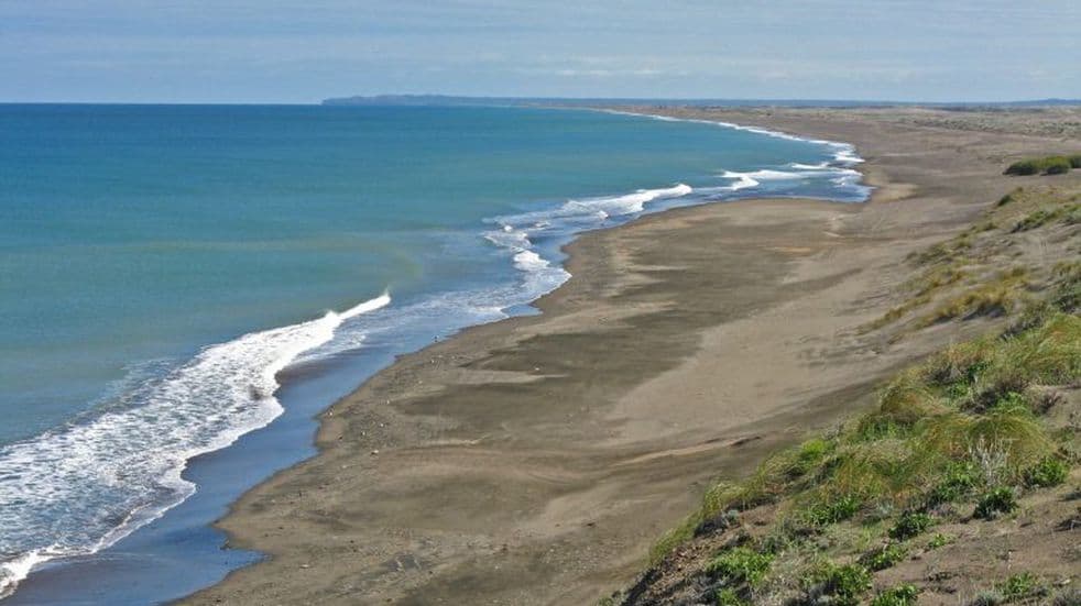 Una persona cayó del acantilado en la zona de Bahía Creek