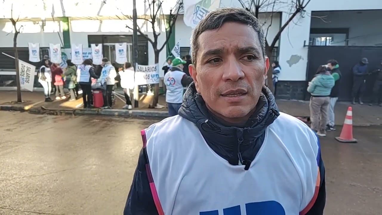 UnTER realiza el segundo día de paro y espera el llamado del Gobierno a paritaria