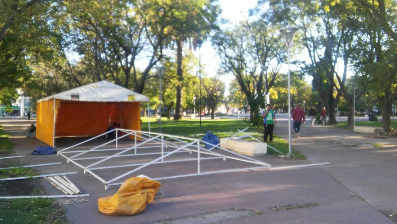 Comienza el acampe en Viedma por el paro nacional