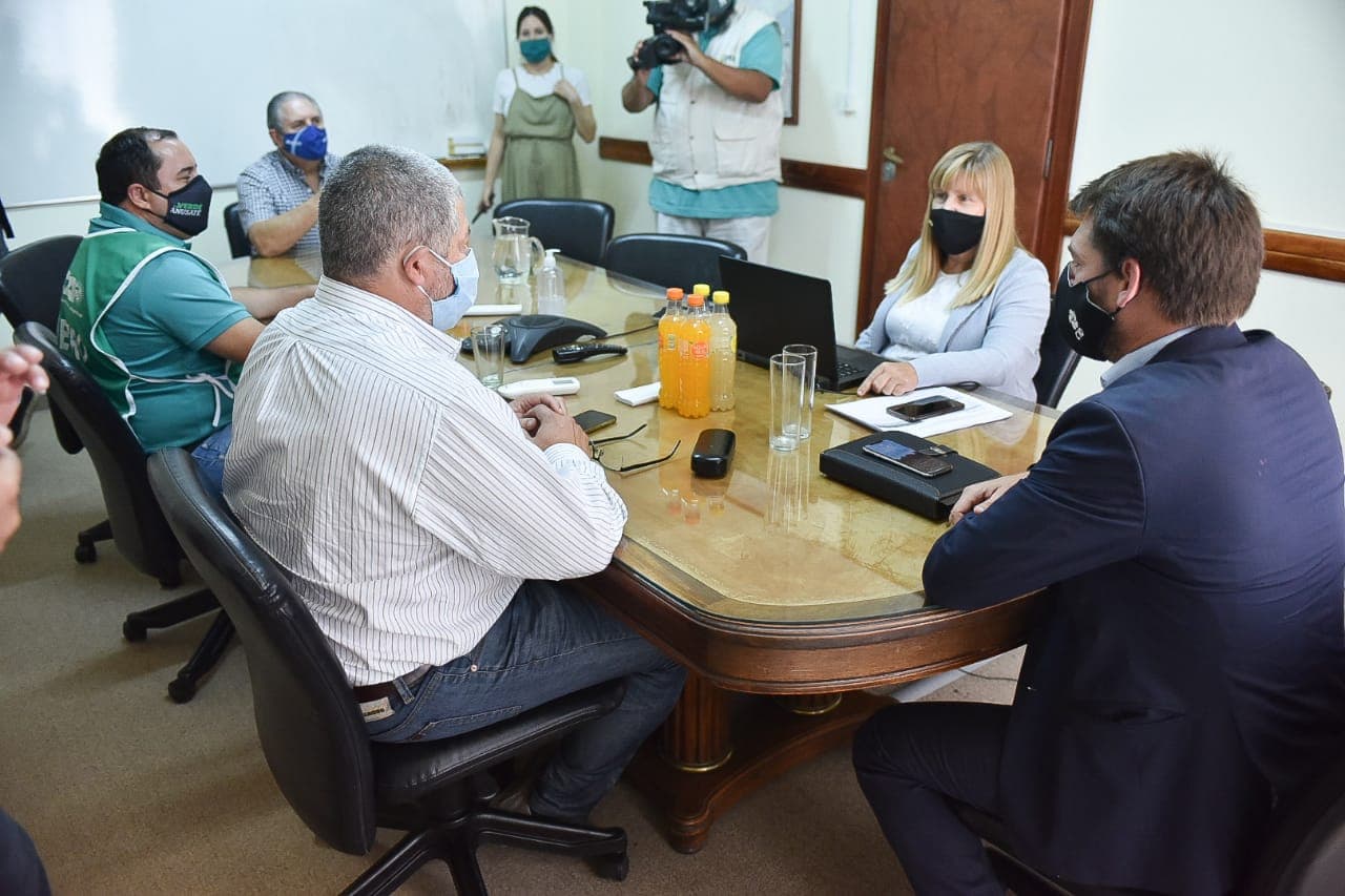 En 7.800 pesos quedará el concepto de indumentaria para los estatales que lo cobran